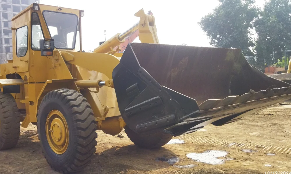 Caterpillar HM2021 Wheel Loader