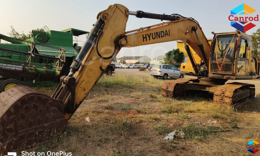 Hyundai R210 Excavator